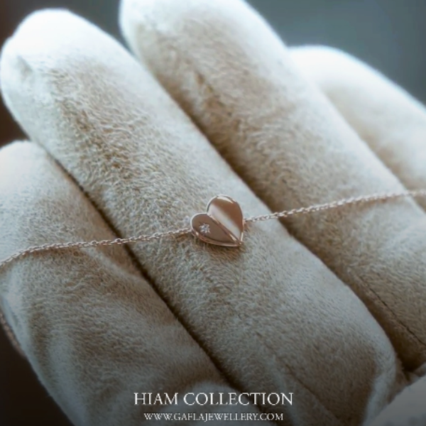 The Hiam Collection: Hearts, Arrows, Emotion