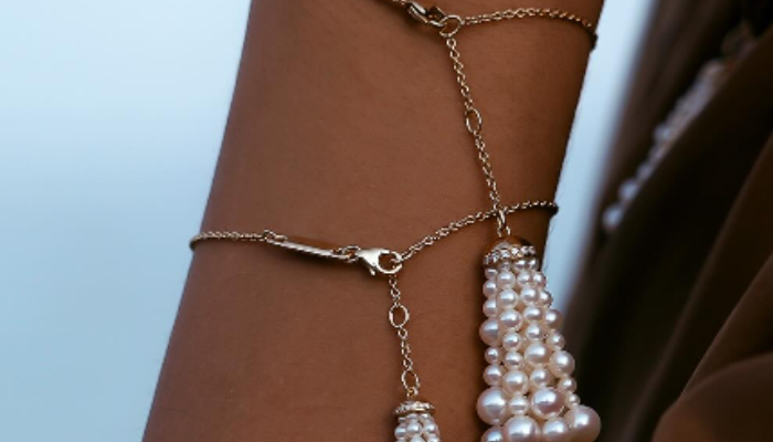 What Does a Link Bracelet Mean