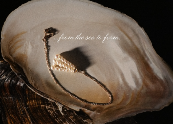 What Jewelry Symbolizes Love