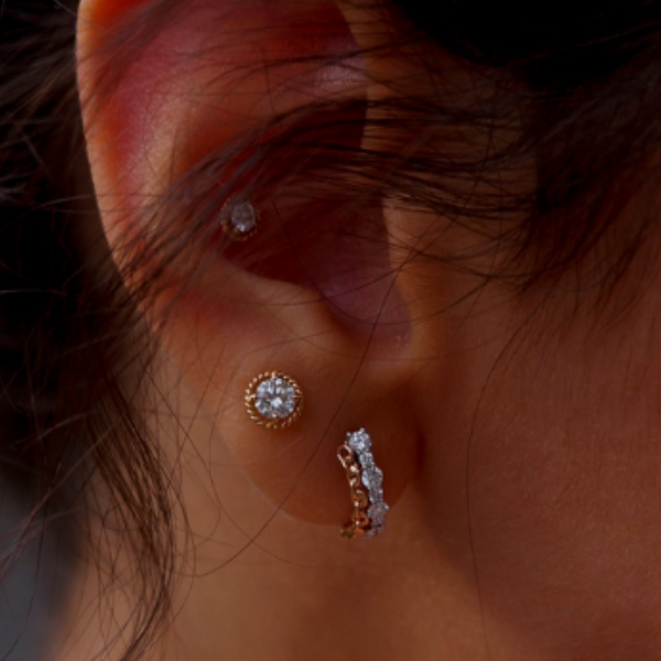 What is a Huggie Earring